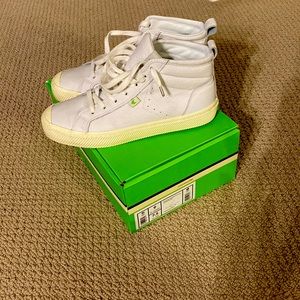 Stylish and comfortable white high top women’s sneakers